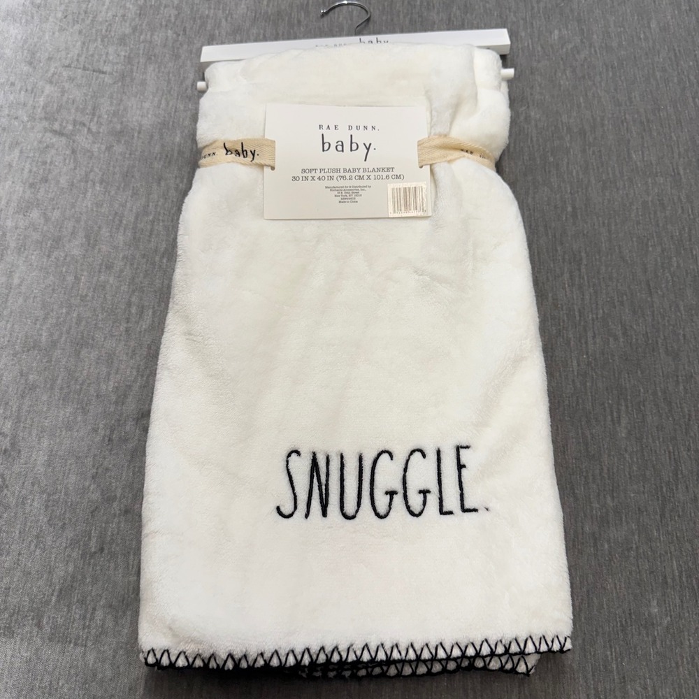 Rae Dunn Baby Snuggle Soft Plush Blanket White Black Whipstitch 30x40 NWT